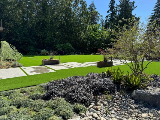 Synthetic turf backyard installation in Gig Harbor designed for family use